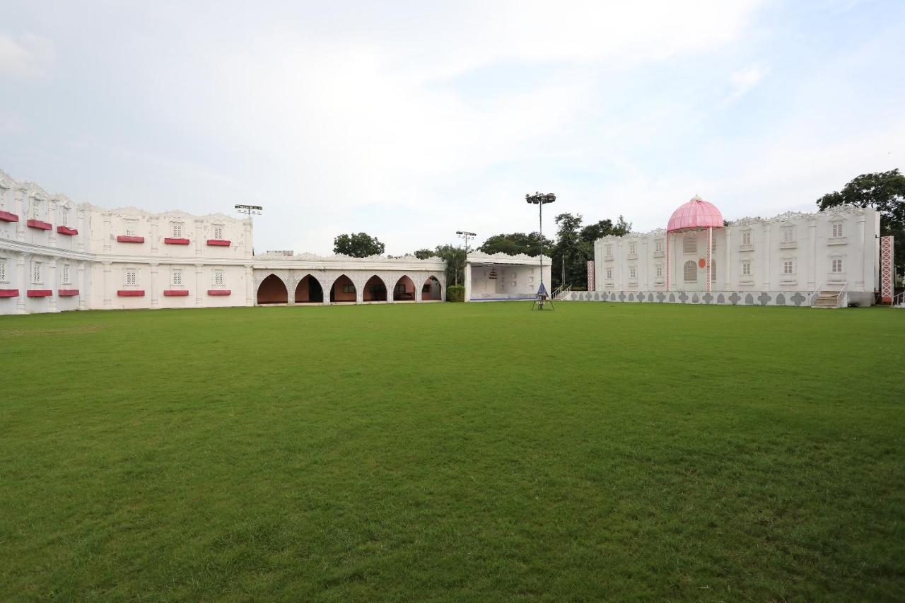 Oyo 18965 Parampara Garden Dharmpura Εξωτερικό φωτογραφία